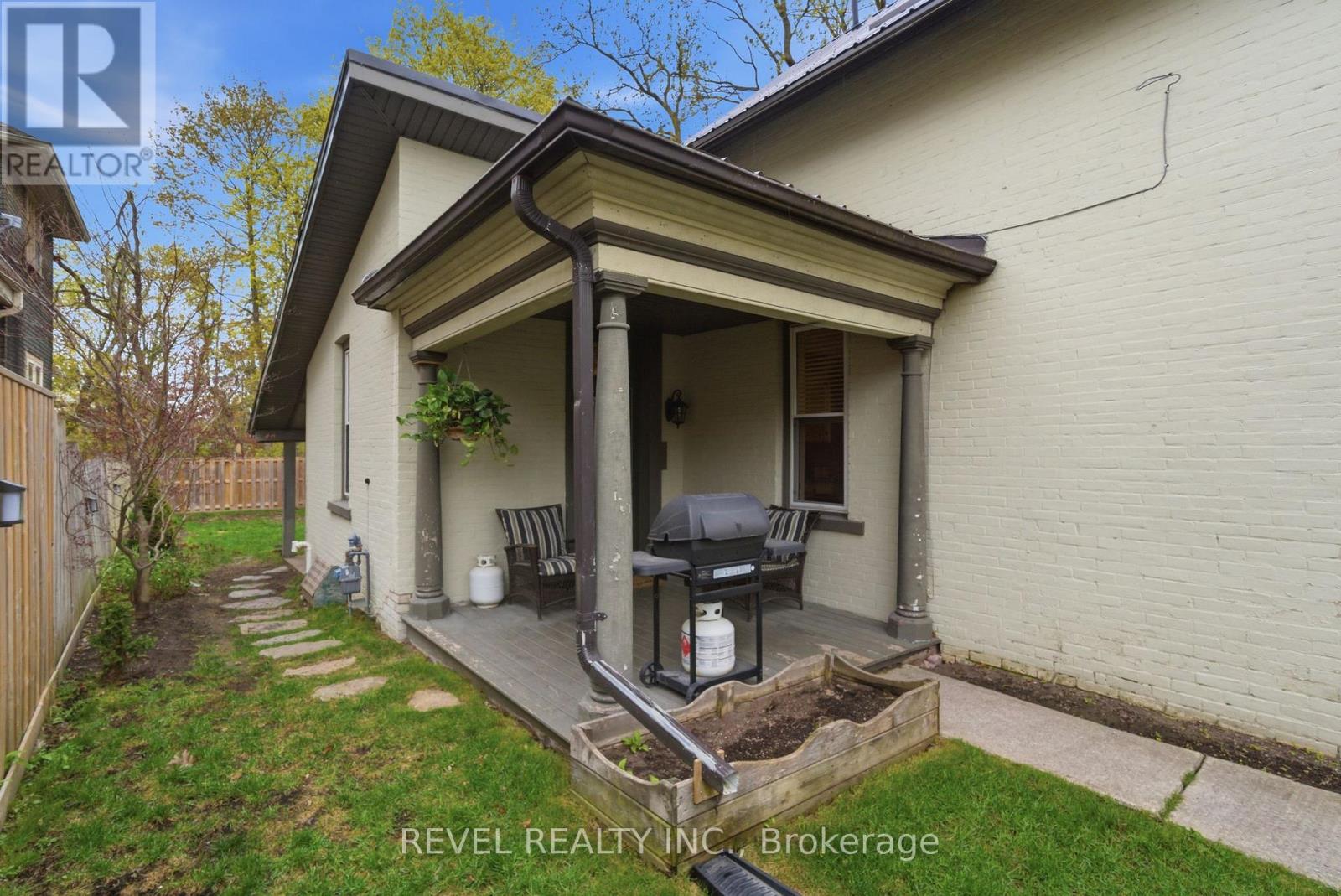52 Cambridge Street N, Kawartha Lakes, Ontario  K9V 4C7 - Photo 39 - X13139794