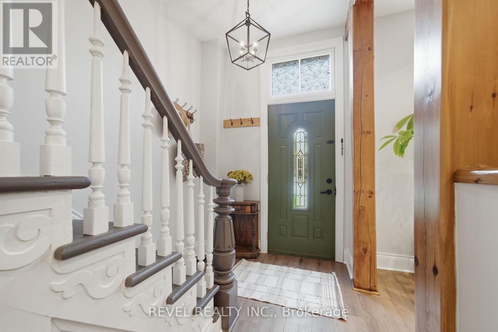 52 Cambridge Street N, Kawartha Lakes, Ontario  K9V 4C7 - Photo 4 - X13139794