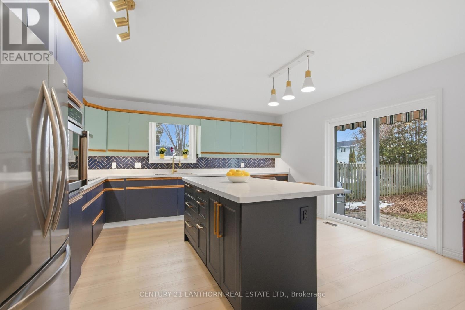 84 Westwind Crescent, Prince Edward County, Ontario  K0K 3L0 - Photo 11 - X12879344