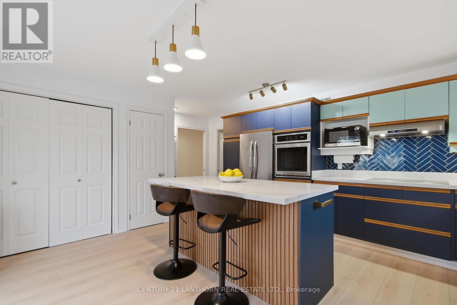84 Westwind Crescent, Prince Edward County, Ontario  K0K 3L0 - Photo 14 - X12879344