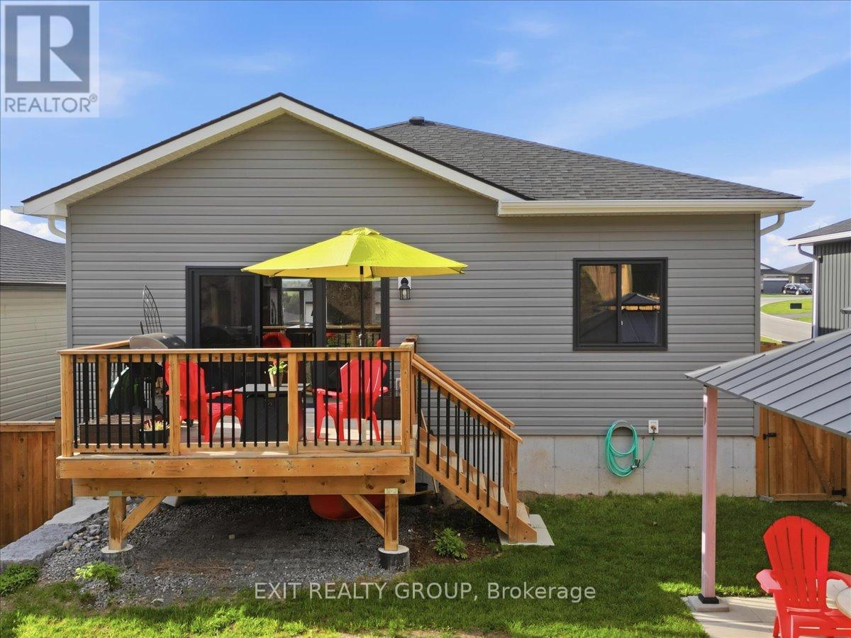 53 Meagan Lane, Quinte West, Ontario K0K 2C0 - Photo 30 - X13144126
