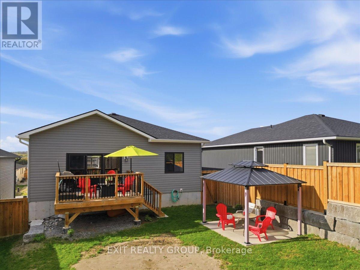 53 Meagan Lane, Quinte West, Ontario K0K 2C0 - Photo 31 - X13144126