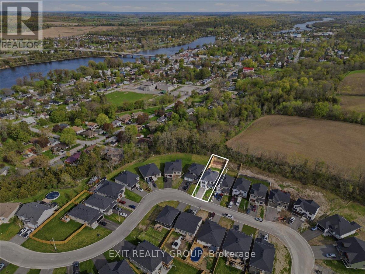 53 Meagan Lane, Quinte West, Ontario K0K 2C0 - Photo 37 - X13144126