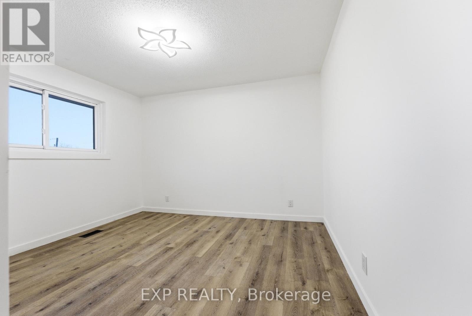 696 Whites Road, Quinte West, Ontario K8V 5P8 - Photo 15 - X13144750