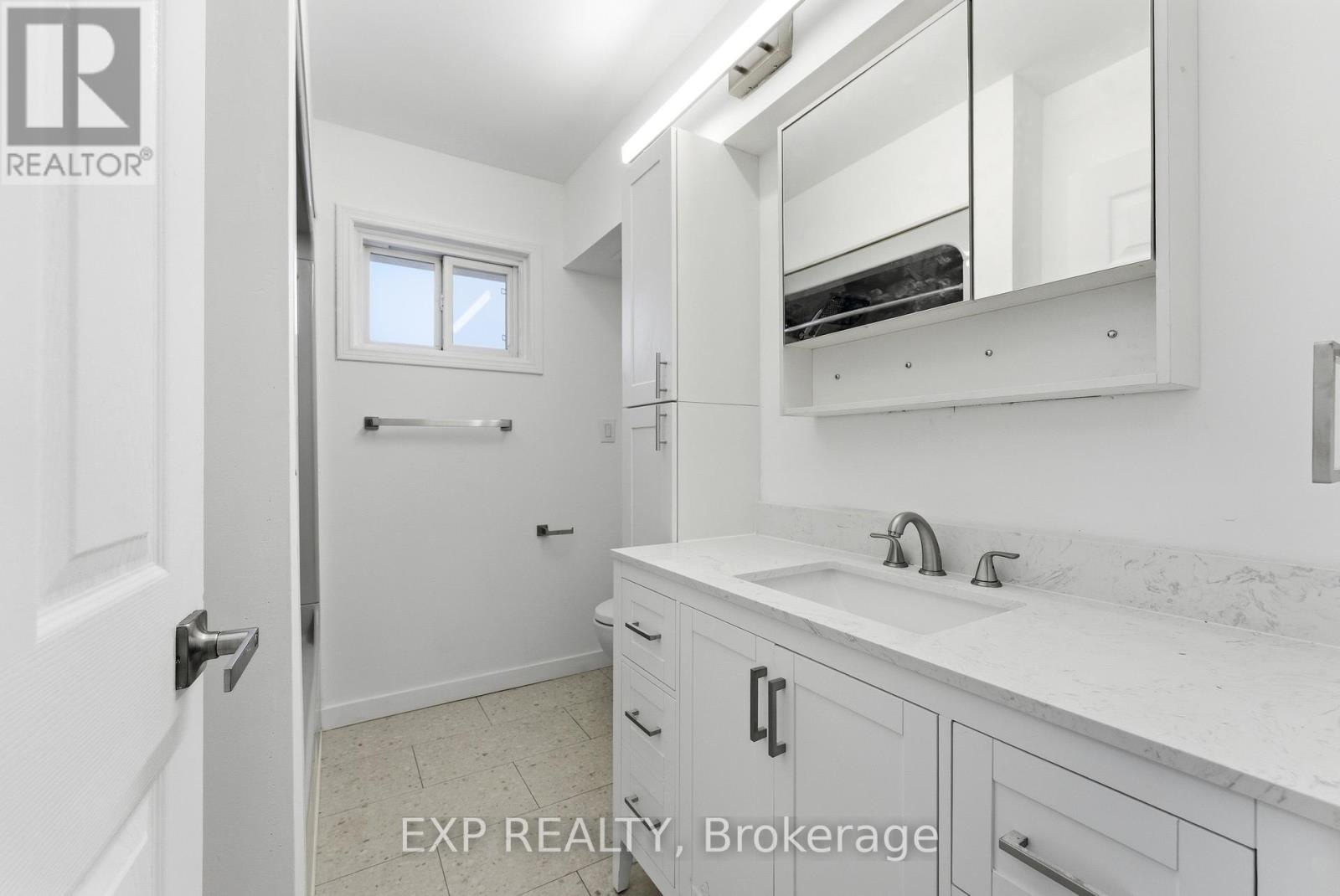 696 Whites Road, Quinte West, Ontario K8V 5P8 - Photo 8 - X13144750