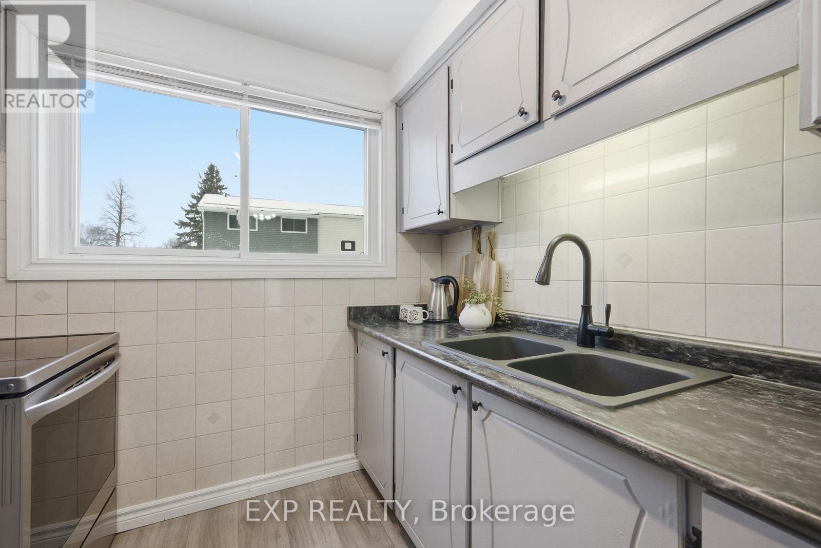 F5 - 400 Westwood Drive, Cobourg, Ontario K9A 2B6 - Photo 9 - X13144764