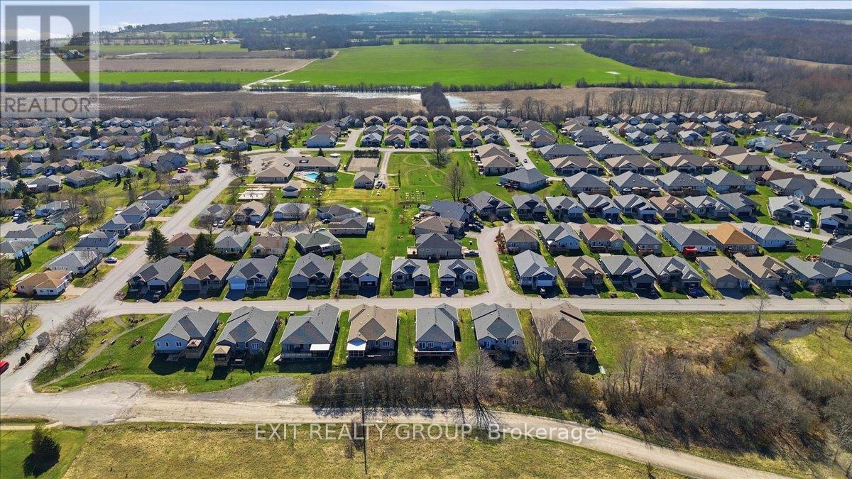 12 Dorchester Drive, Prince Edward County, Ontario  K0K 3L0 - Photo 2 - X13145080