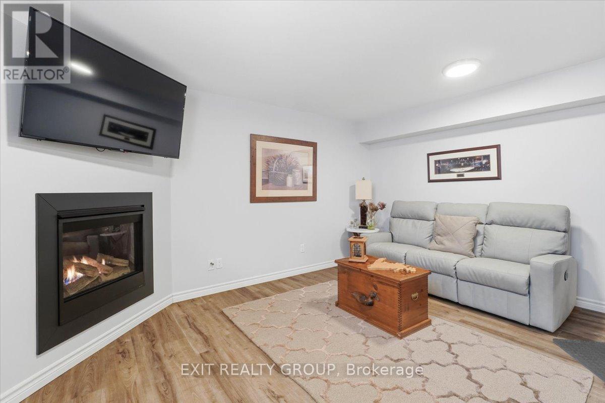 12 Dorchester Drive, Prince Edward County, Ontario  K0K 3L0 - Photo 24 - X13145080
