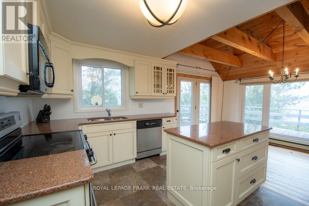 674 Dickie Road, Kawartha Lakes, Ontario  K9J 6X3 - Photo 13 - X13146004