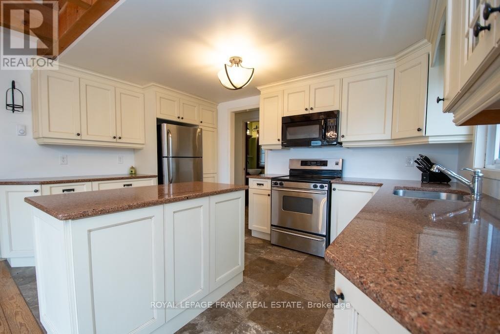 674 Dickie Road, Kawartha Lakes, Ontario  K9J 6X3 - Photo 14 - X13146004
