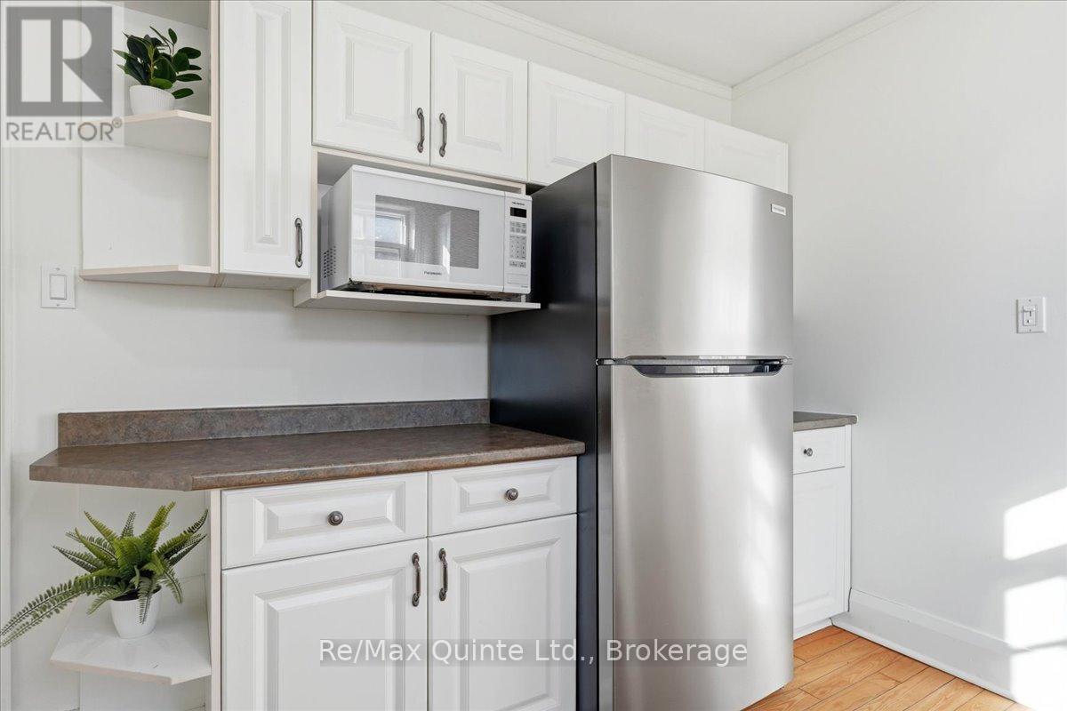 238 Victoria Avenue, Belleville, Ontario  K8N 2C5 - Photo 10 - X13150950