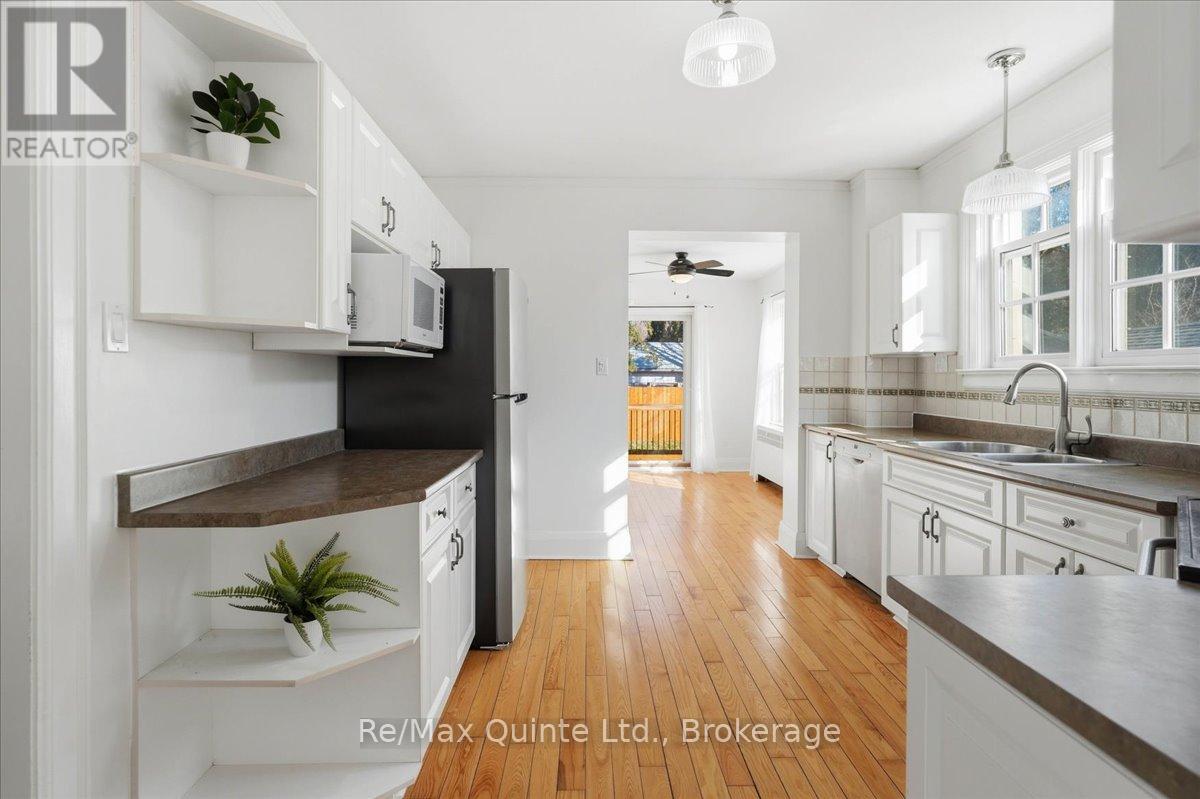 238 Victoria Avenue, Belleville, Ontario  K8N 2C5 - Photo 11 - X13150950