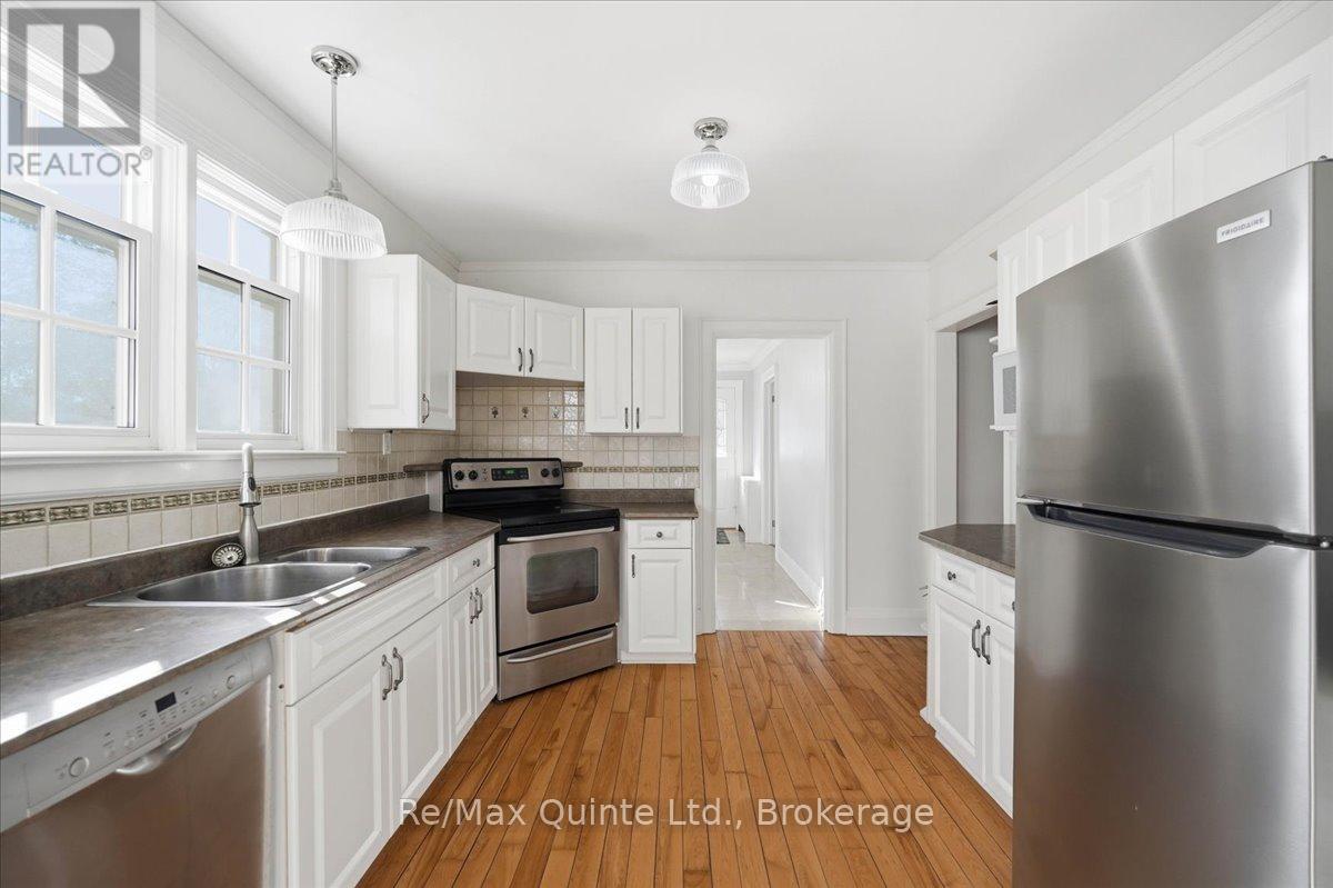 238 Victoria Avenue, Belleville, Ontario  K8N 2C5 - Photo 9 - X13150950