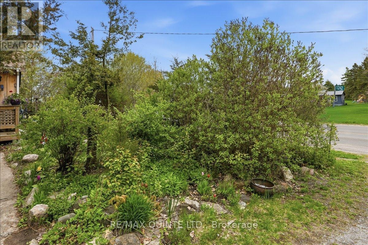 1242 County Road 12, Prince Edward County, Ontario  K0K 2T0 - Photo 17 - X13135224