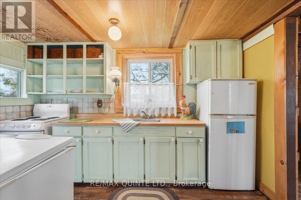 1242 County Road 12, Prince Edward County, Ontario  K0K 2T0 - Photo 8 - X13135224