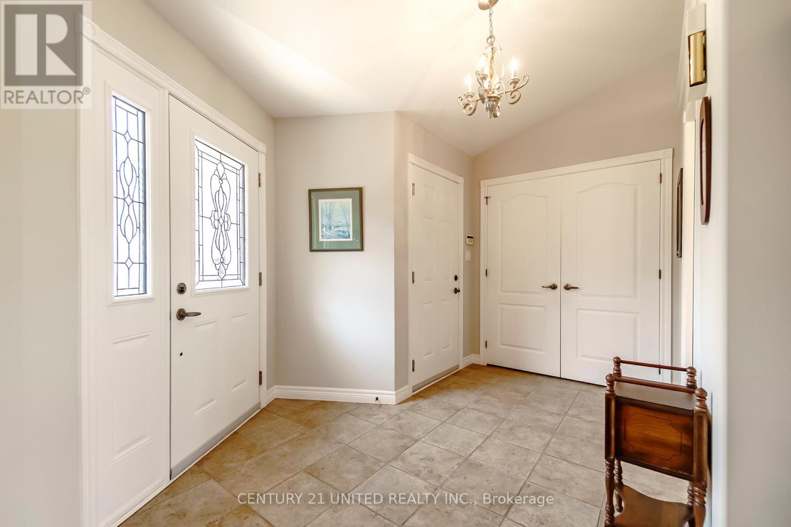 16 - 227 Carnegie Avenue, Peterborough, Ontario  K9L 0B3 - Photo 3 - X13155516