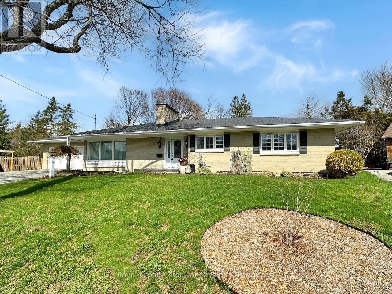 7 Eastwood Park Drive, Belleville, Ontario  K8N 1W3 - Photo 11 - X13155796
