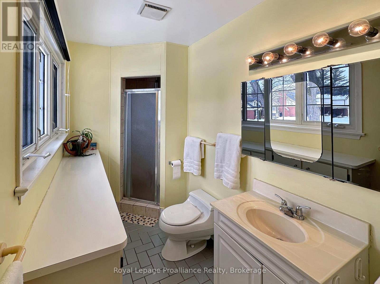7 Eastwood Park Drive, Belleville, Ontario  K8N 1W3 - Photo 26 - X13155796