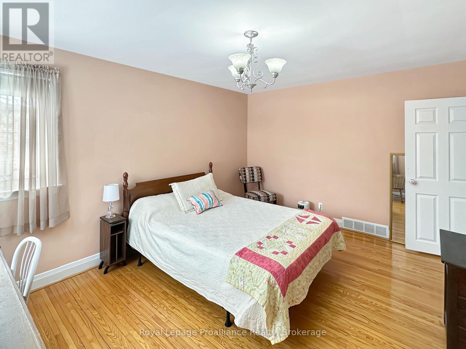 7 Eastwood Park Drive, Belleville, Ontario  K8N 1W3 - Photo 28 - X13155796