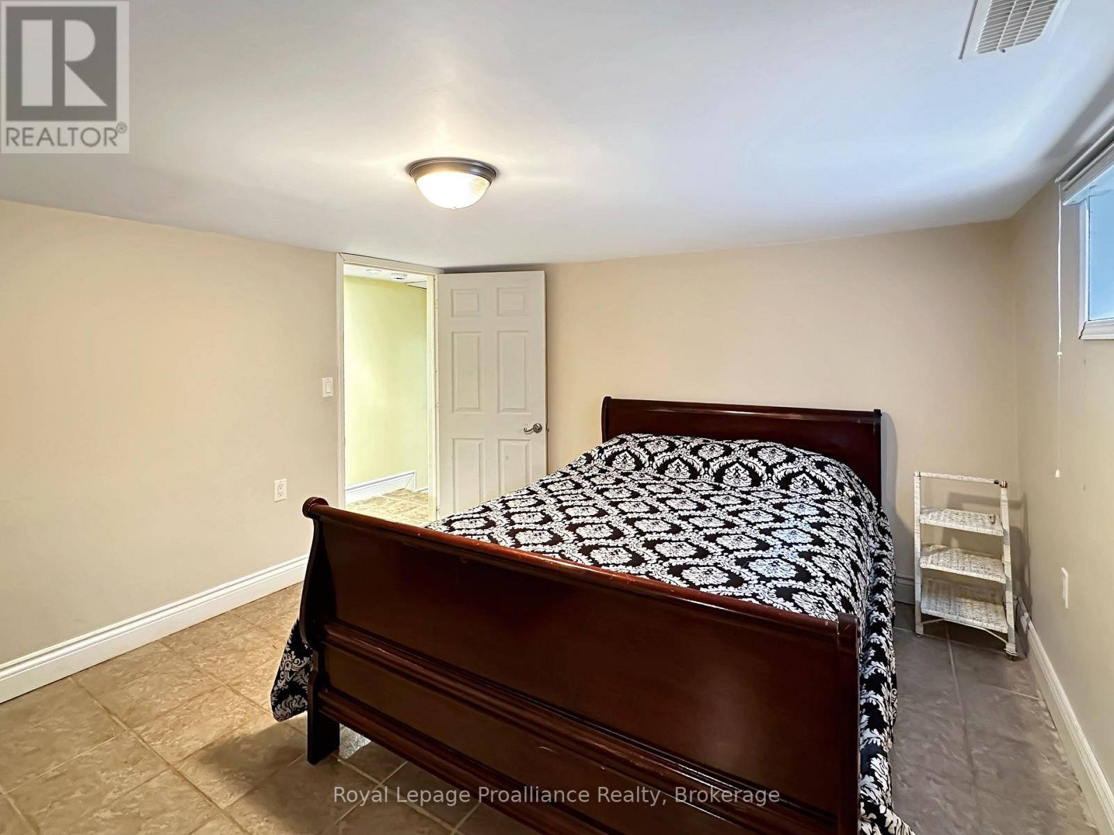 7 Eastwood Park Drive, Belleville, Ontario  K8N 1W3 - Photo 36 - X13155796