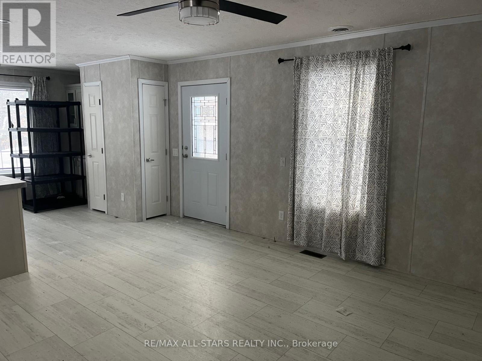 2406 South Portage Road, Huntsville, Ontario P1H 2J3 - Photo 6 - X12746832