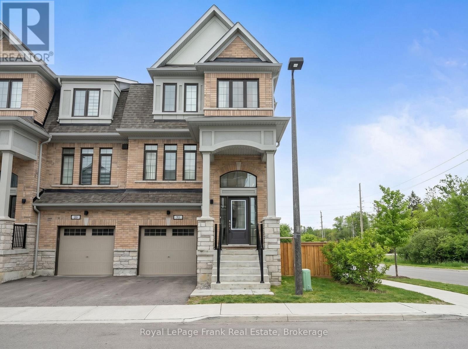 58 Selfridge Way, Whitby, Ontario  L1N 0N9 - Photo 1 - E13089784