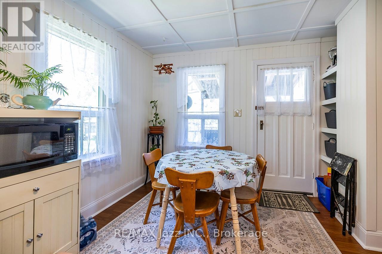 162 College Avenue, Oshawa, Ontario  L1J 1R4 - Photo 16 - E13187648