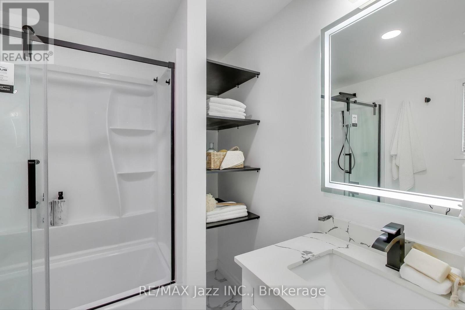9 Maconnachie Place, Clarington, Ontario L1C 4M4 - Photo 19 - E13193944