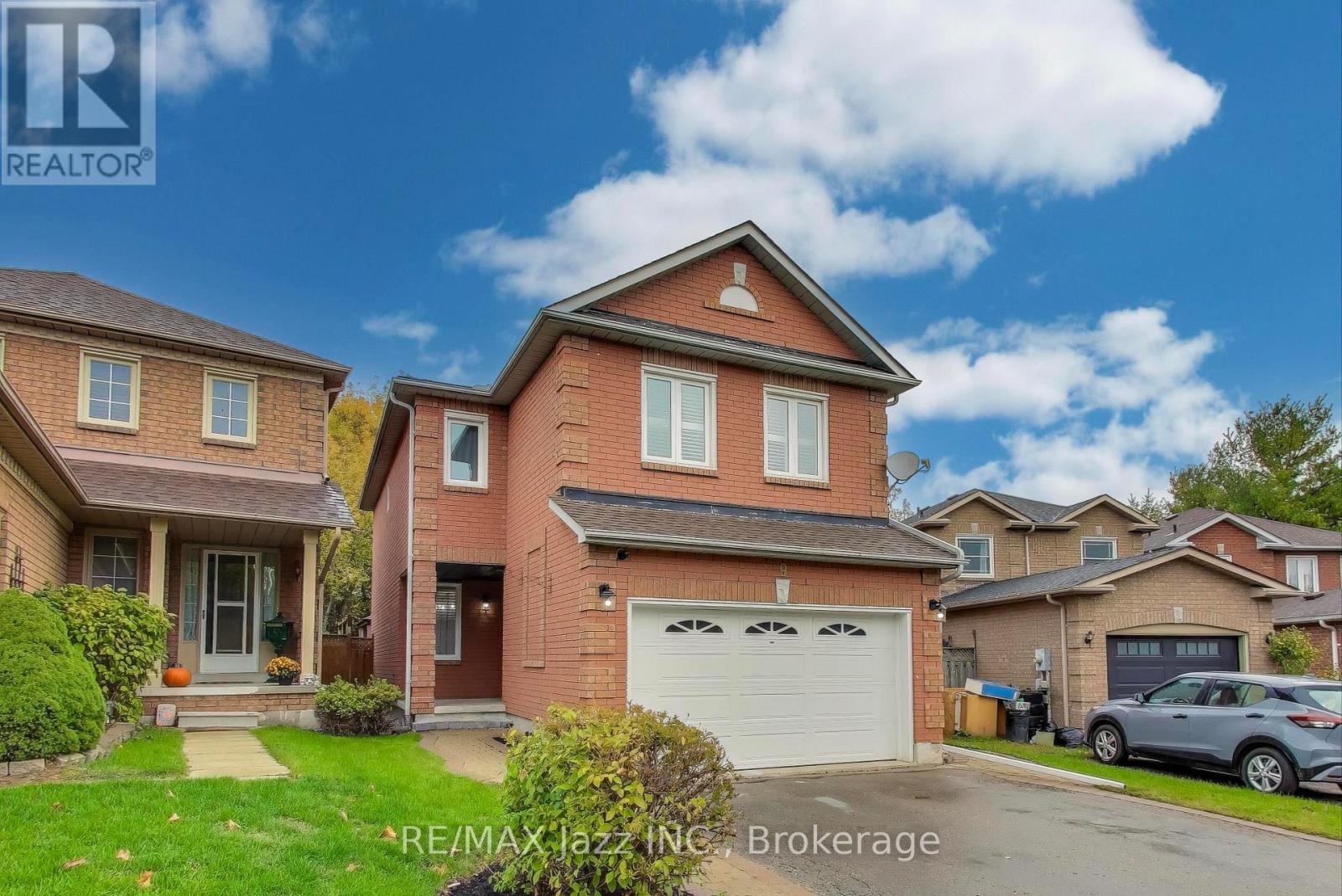 9 Maconnachie Place, Clarington, Ontario L1C 4M4 - Photo 2 - E13193944