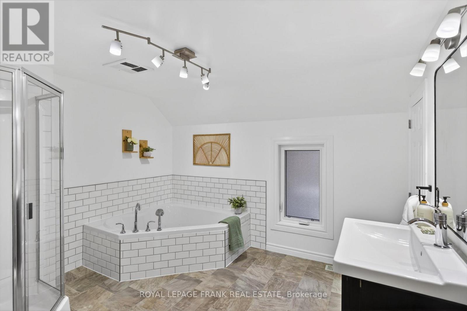 113 Princess Street, Peterborough, Ontario  K9J 2A8 - Photo 22 - X13078590