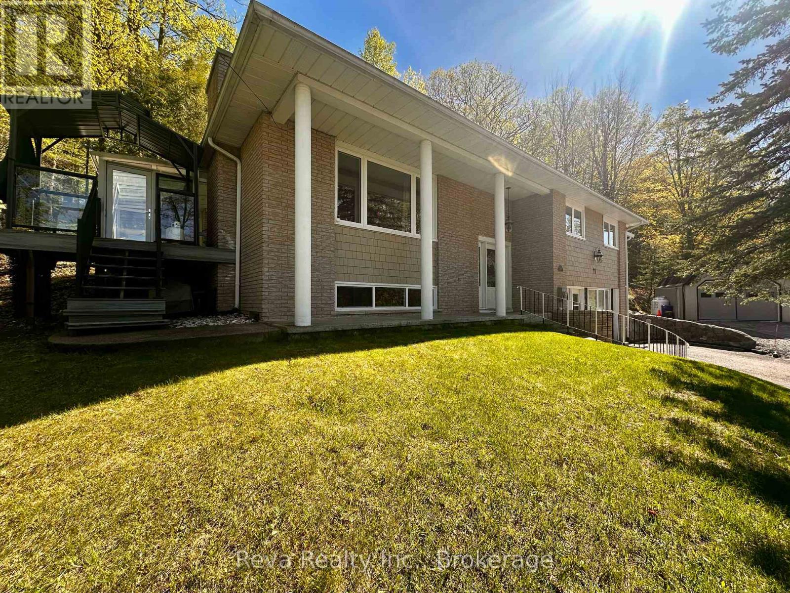 11 Ridge Road, Bancroft, Ontario K0L 1C0 - Photo 2 - X13206322