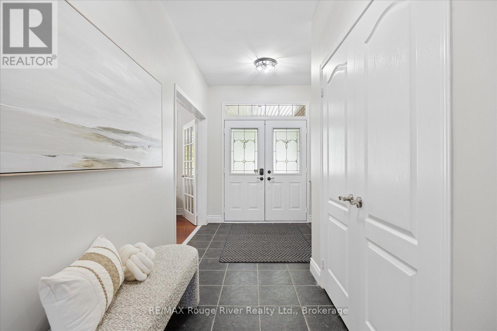 41 Leithridge Crescent, Whitby, Ontario L1M 2N2 - Photo 3 - E13206844