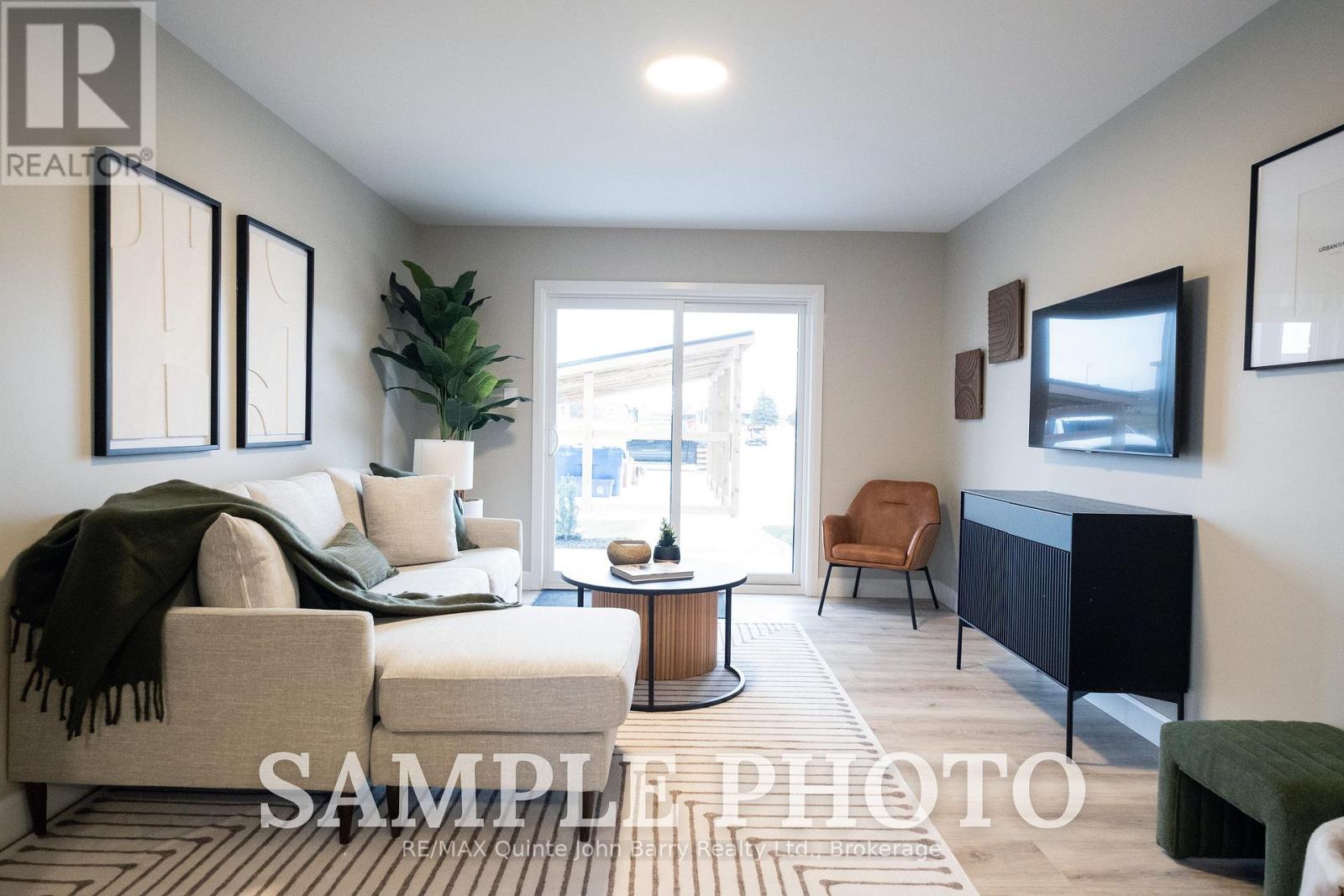 308-10 Hillside Meadow Drive, Quinte West, Ontario  K8V 0J7 - Photo 9 - X13209996