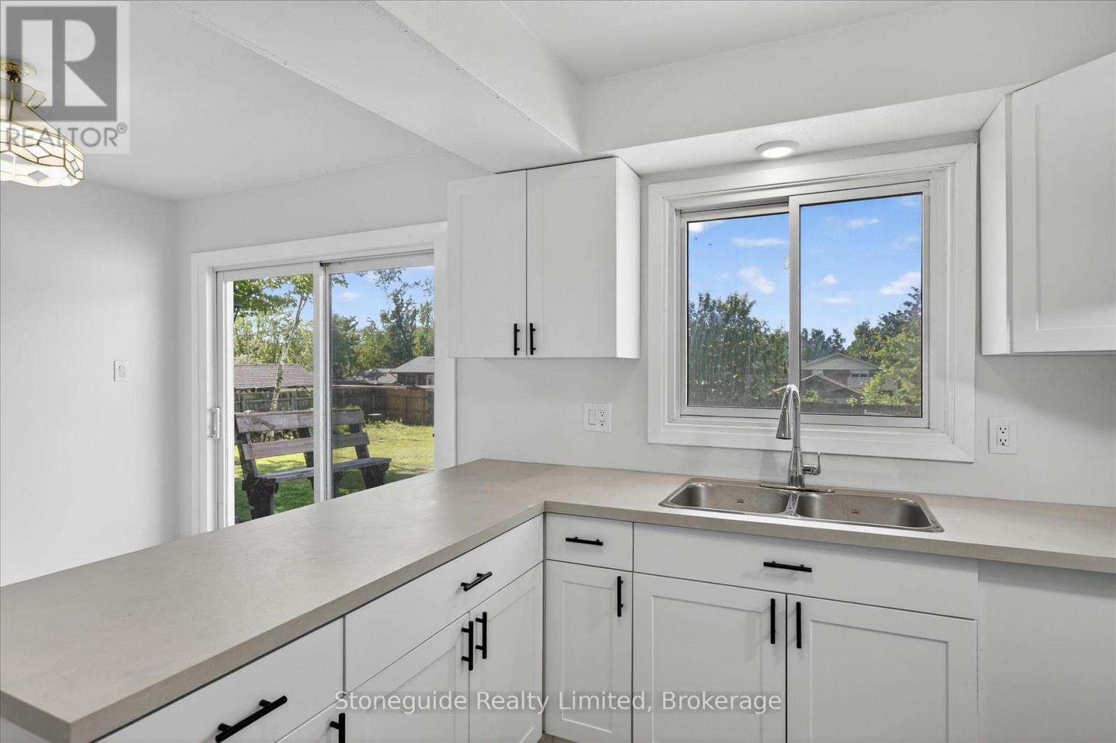 667 Skyline Road, Selwyn, Ontario K0L 1T0 - Photo 16 - X13213712