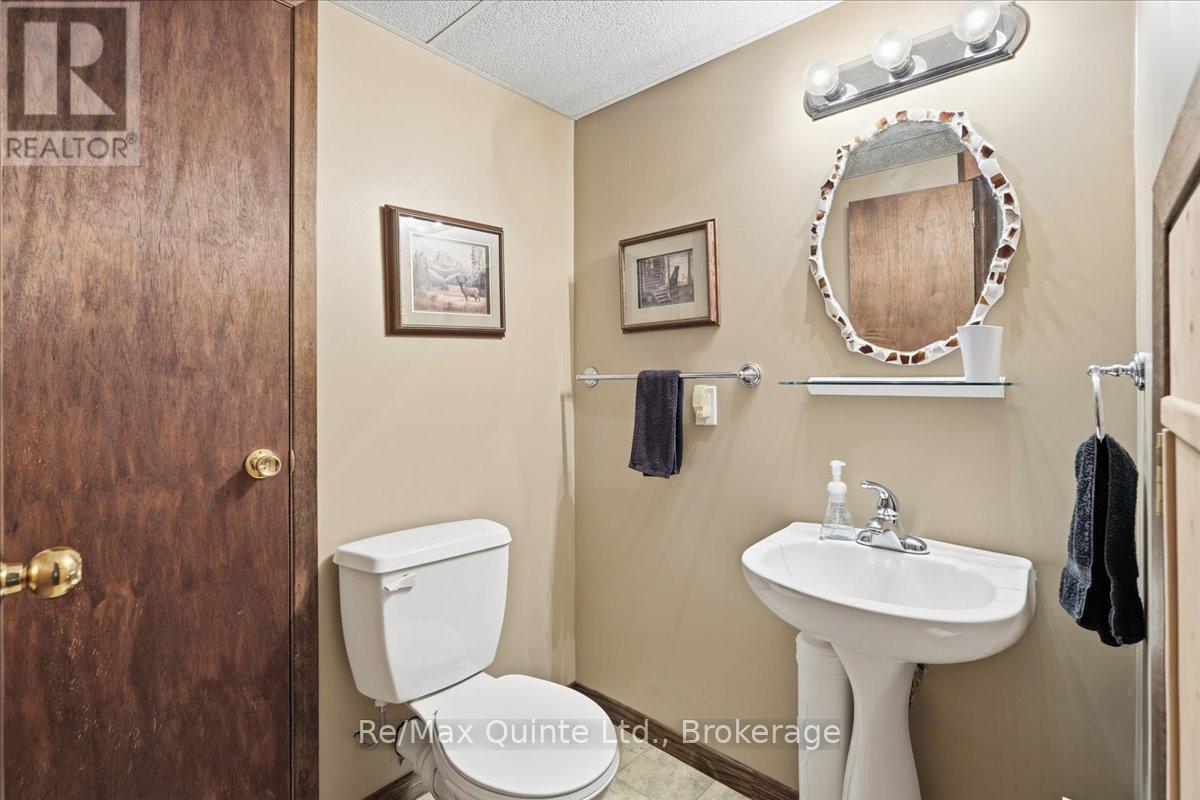 92 Bishop Lane, Prince Edward County, Ontario  K0K 1A0 - Photo 33 - X13216020