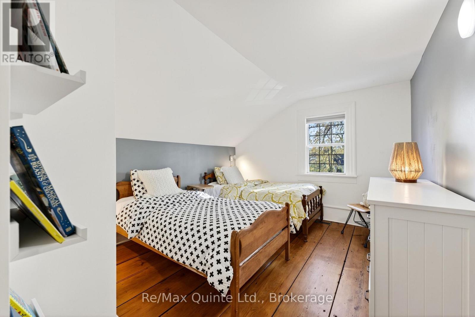 15 Talbot Street, Prince Edward County, Ontario  K0K 2T0 - Photo 37 - X13223894