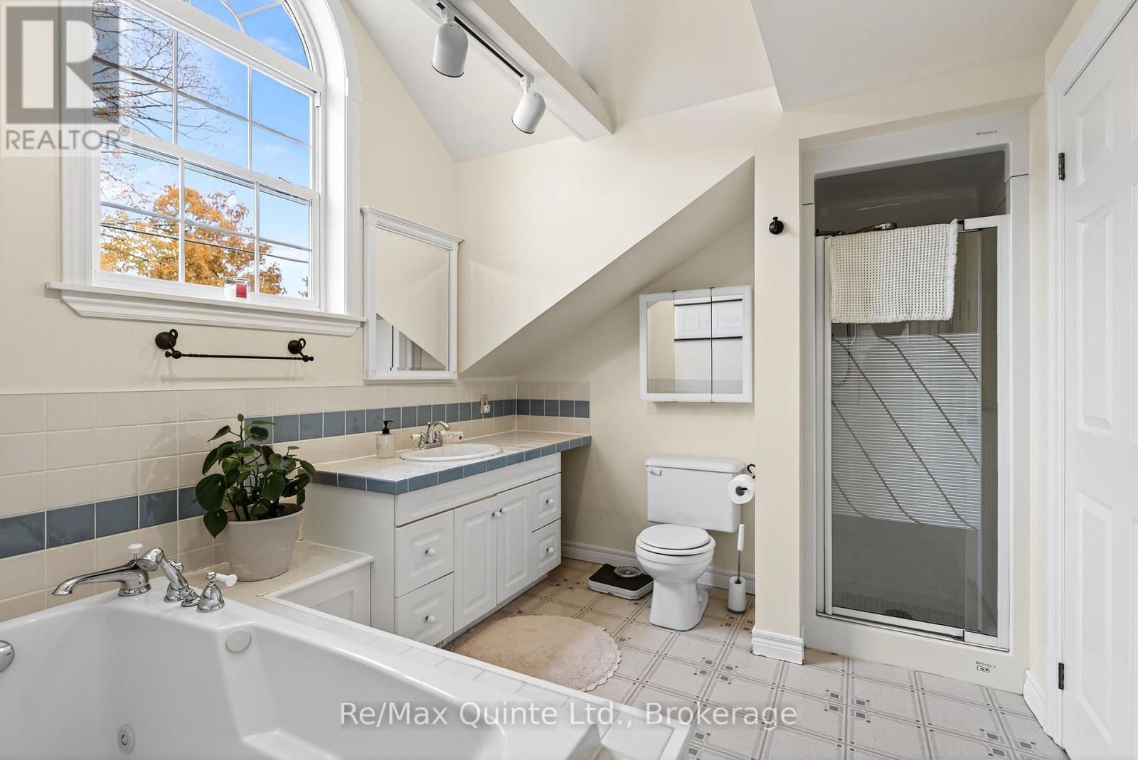 15 Talbot Street, Prince Edward County, Ontario  K0K 2T0 - Photo 39 - X13223894