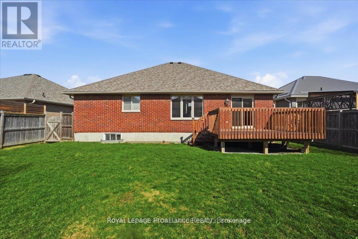 108 Parkview Heights, Quinte West, Ontario  K8V 0A3 - Photo 42 - X13228684