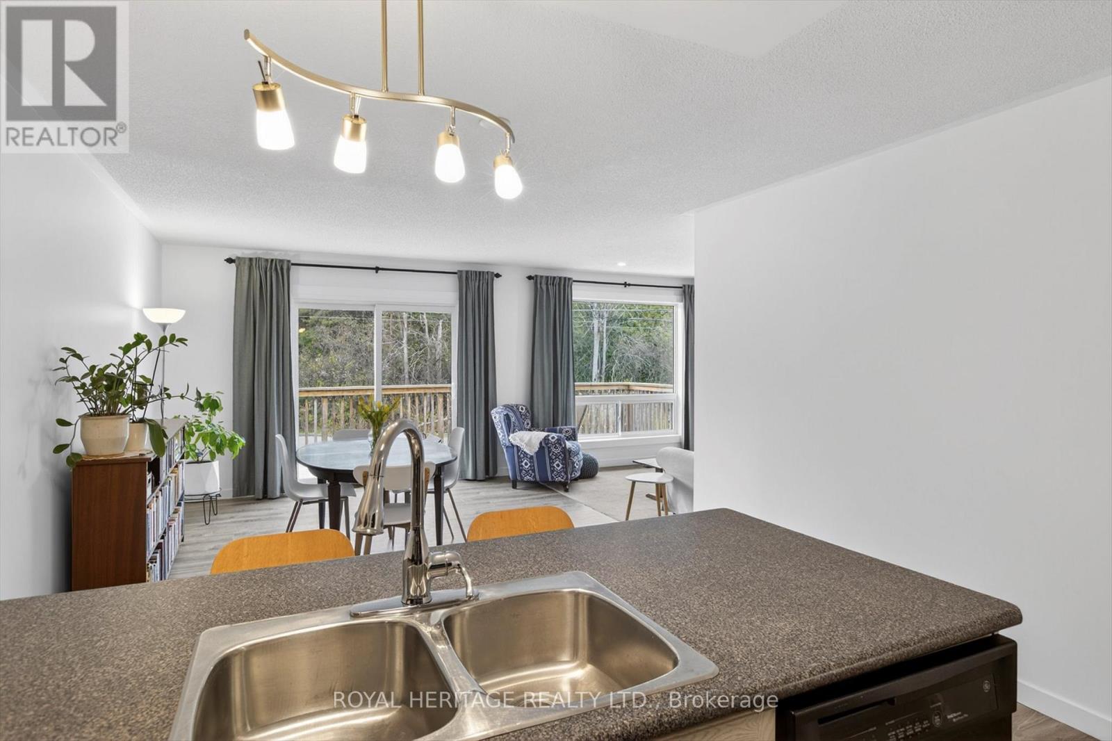26 Stonebridge Court, Peterborough, Ontario K9K 2N5 - Photo 13 - X13096516