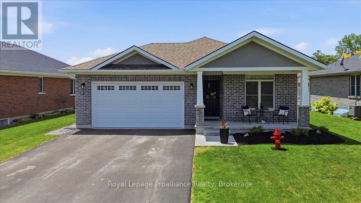 7 Berwick Street, Stirling-Rawdon, Ontario  K0K 3E0 - Photo 1 - X13236582