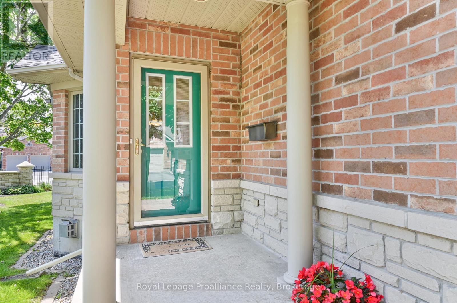 10 - 25 Heartwood Drive, Belleville, Ontario  K8P 5M2 - Photo 6 - X13237250