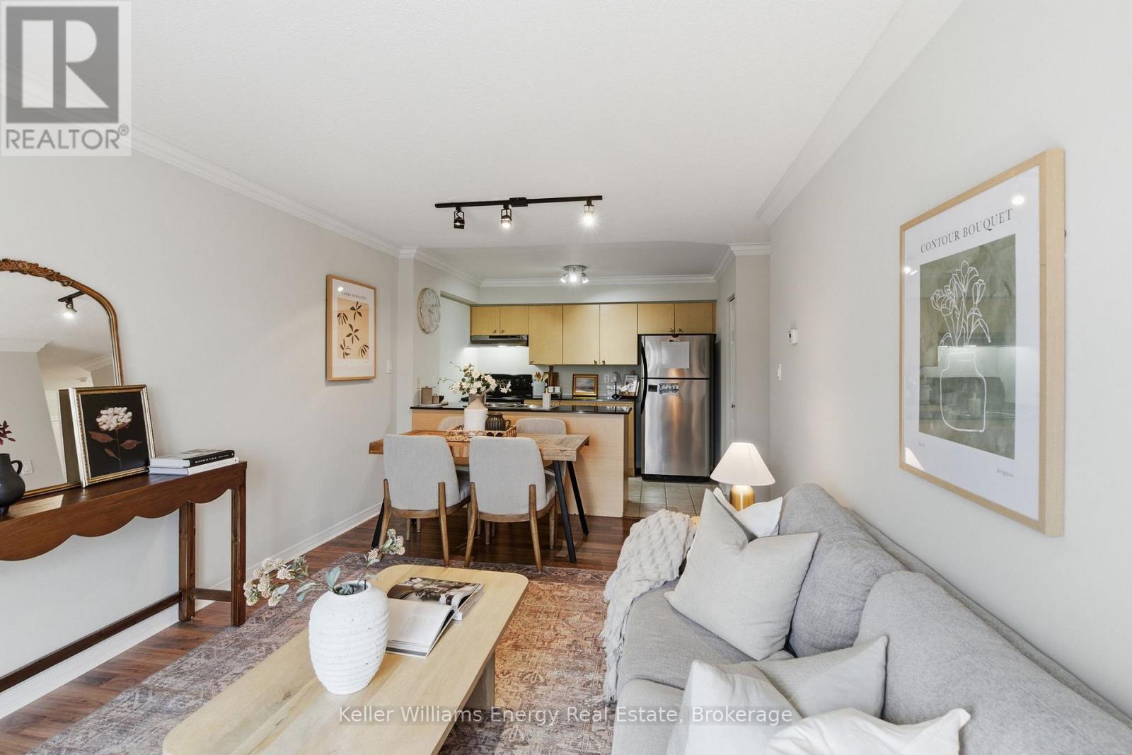 301 - 90 Aspen Springs Drive, Clarington, Ontario L1C 5N3 - Photo 12 - E13240004