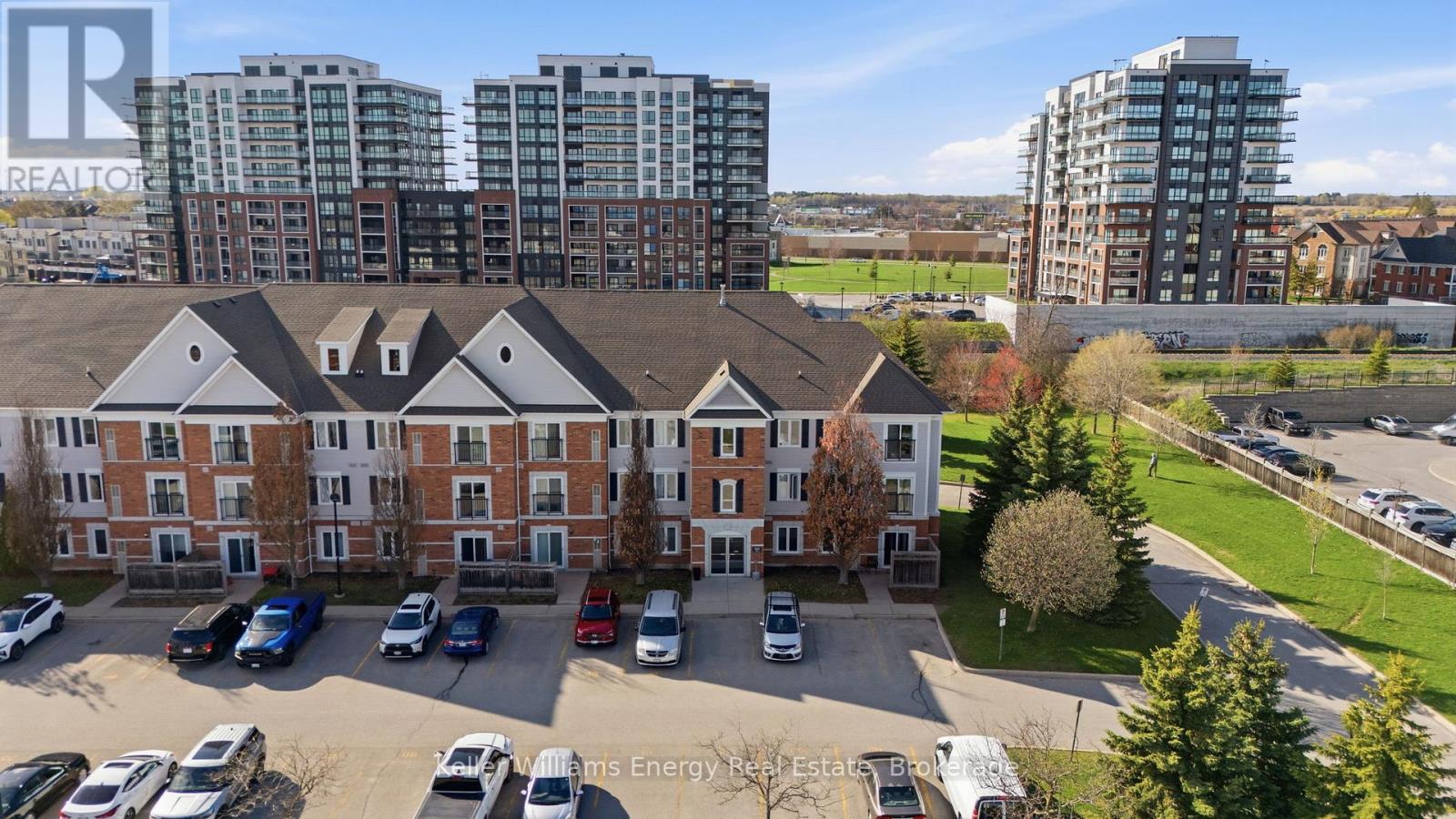 301 - 90 Aspen Springs Drive, Clarington, Ontario L1C 5N3 - Photo 36 - E13240004