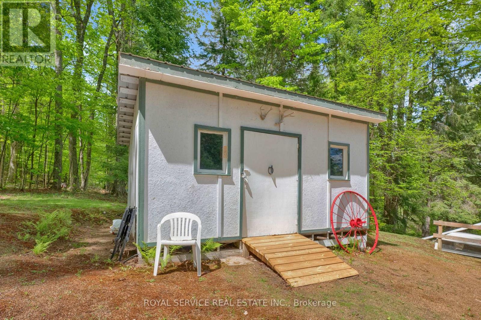 1039 Grace River Road, Highlands East, Ontario  K0L 3C0 - Photo 31 - X12536296