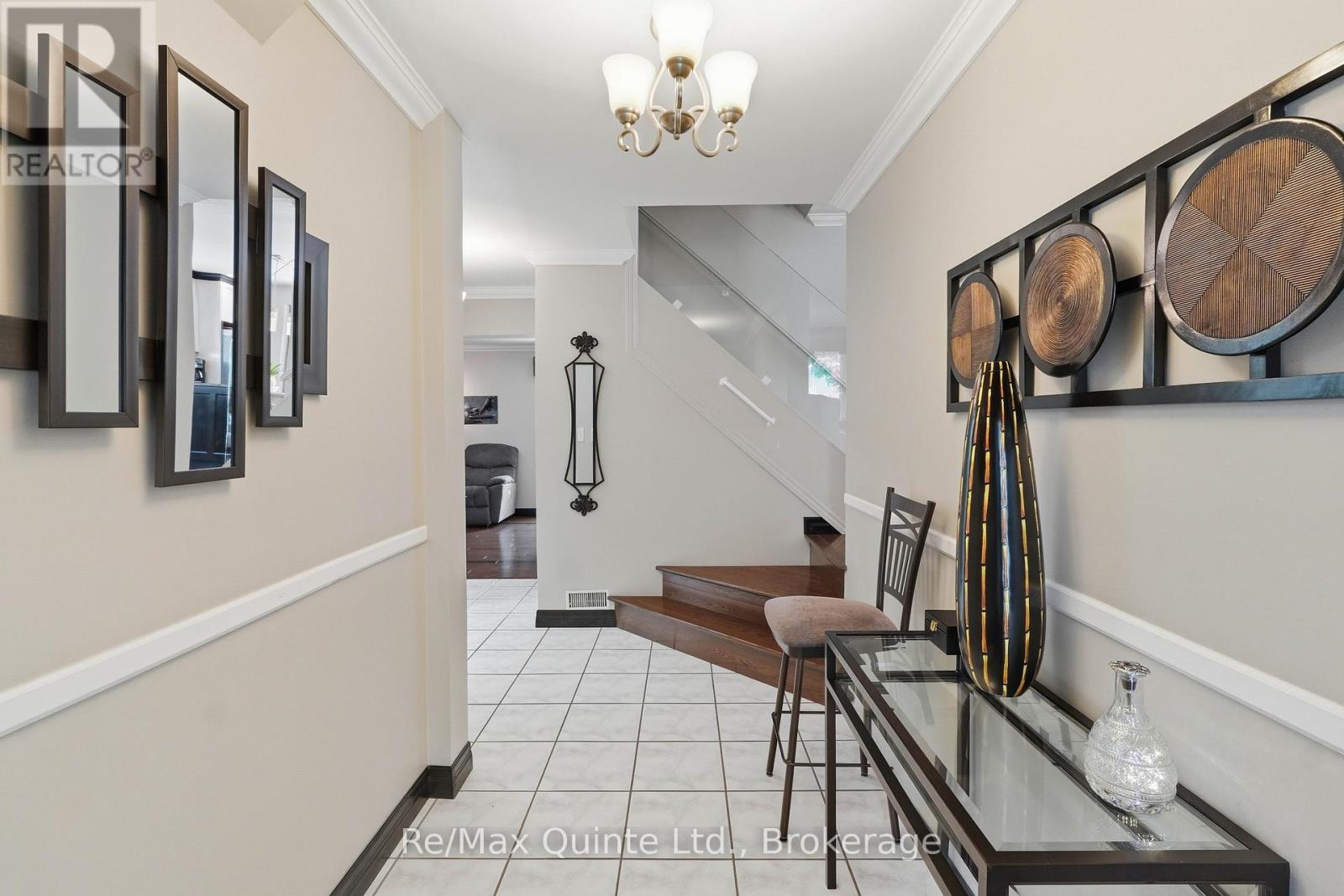 97 Parkview Heights, Quinte West, Ontario  K8V 6P4 - Photo 6 - X13413182
