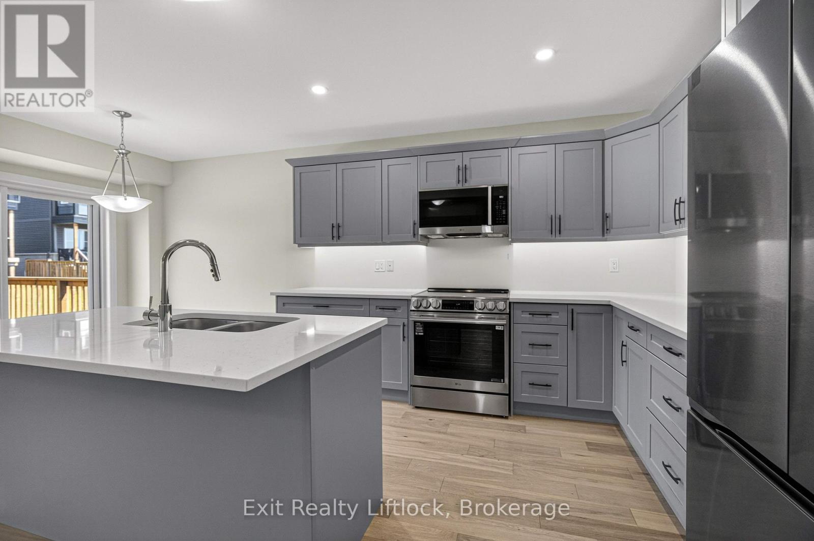 242 O'neil Street, Peterborough, Ontario K9K 0H5 - Photo 12 - X13419168