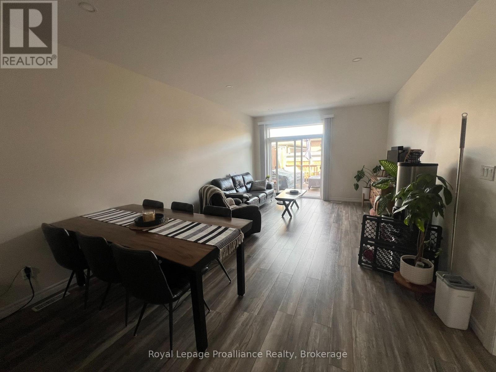 96 Covington Crescent, Belleville, Ontario K8N 0L1 - Photo 4 - X13419304