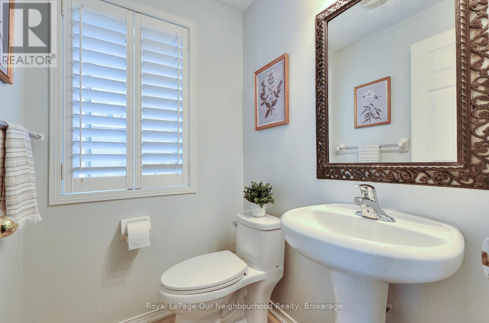 114 Barnham Street, Ajax, Ontario  L1Z 0K7 - Photo 5 - E13421434
