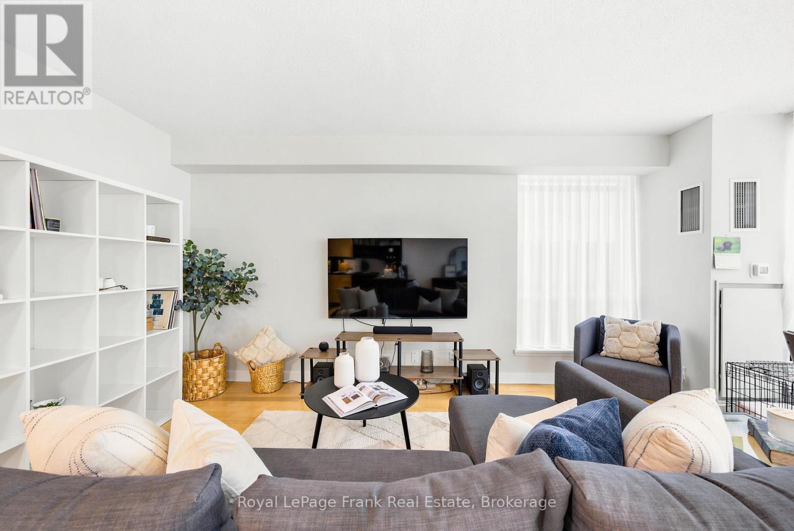 M24 - 350 Wellington Street W, Toronto, Ontario  M5V 3W9 - Photo 5 - C13425310