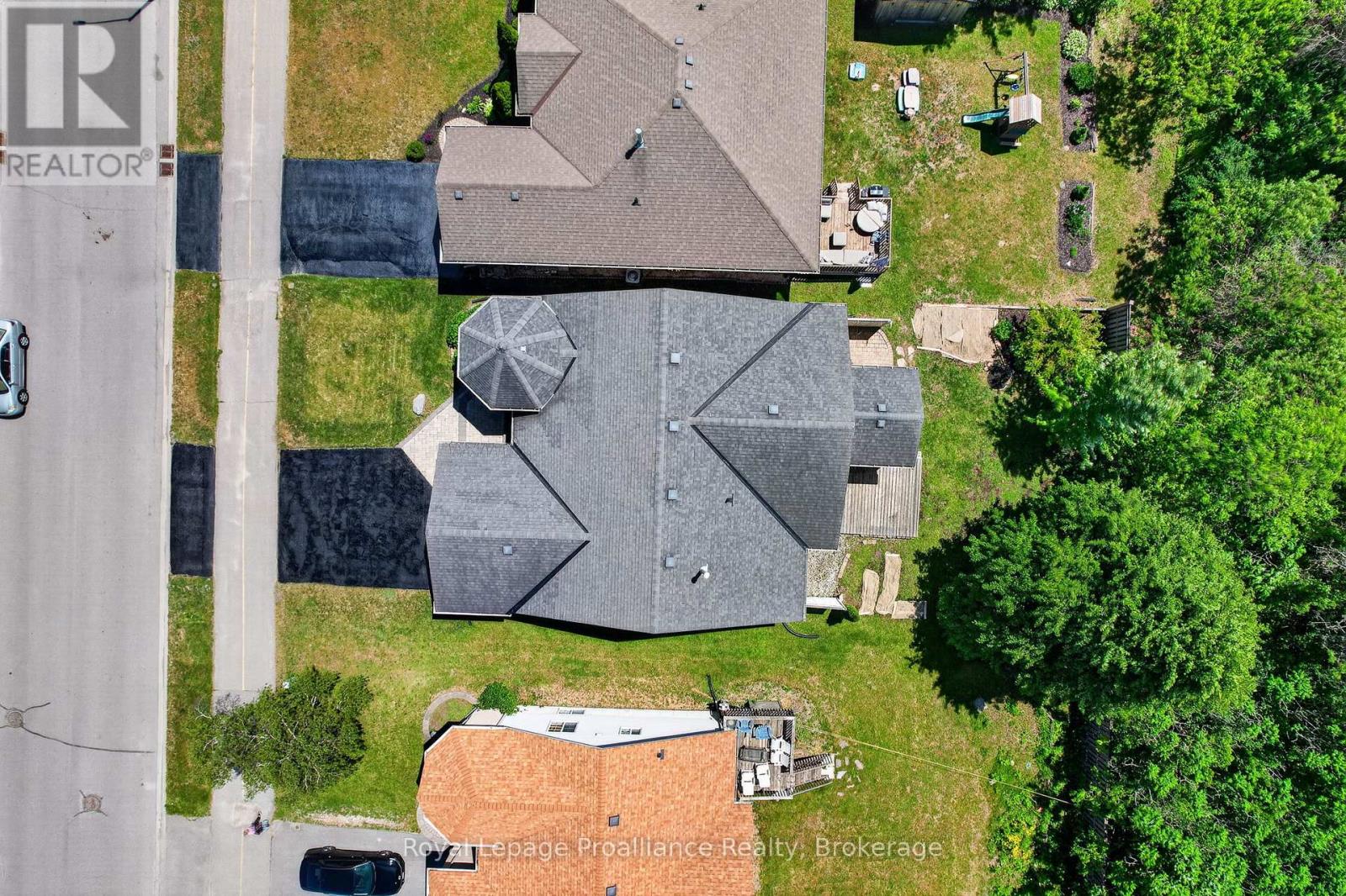 30 Heartwood Drive, Belleville, Ontario  K8P 5L9 - Photo 46 - X13425406
